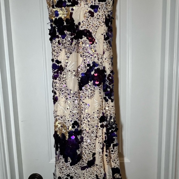 Hand-beaded prom dress - Picture 3 of 15
